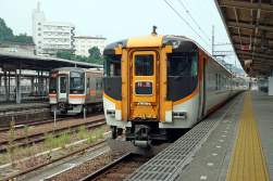 614660 B