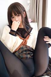 916658 B