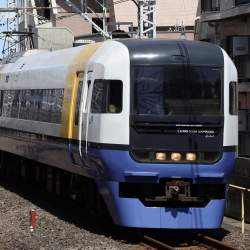 448255 B